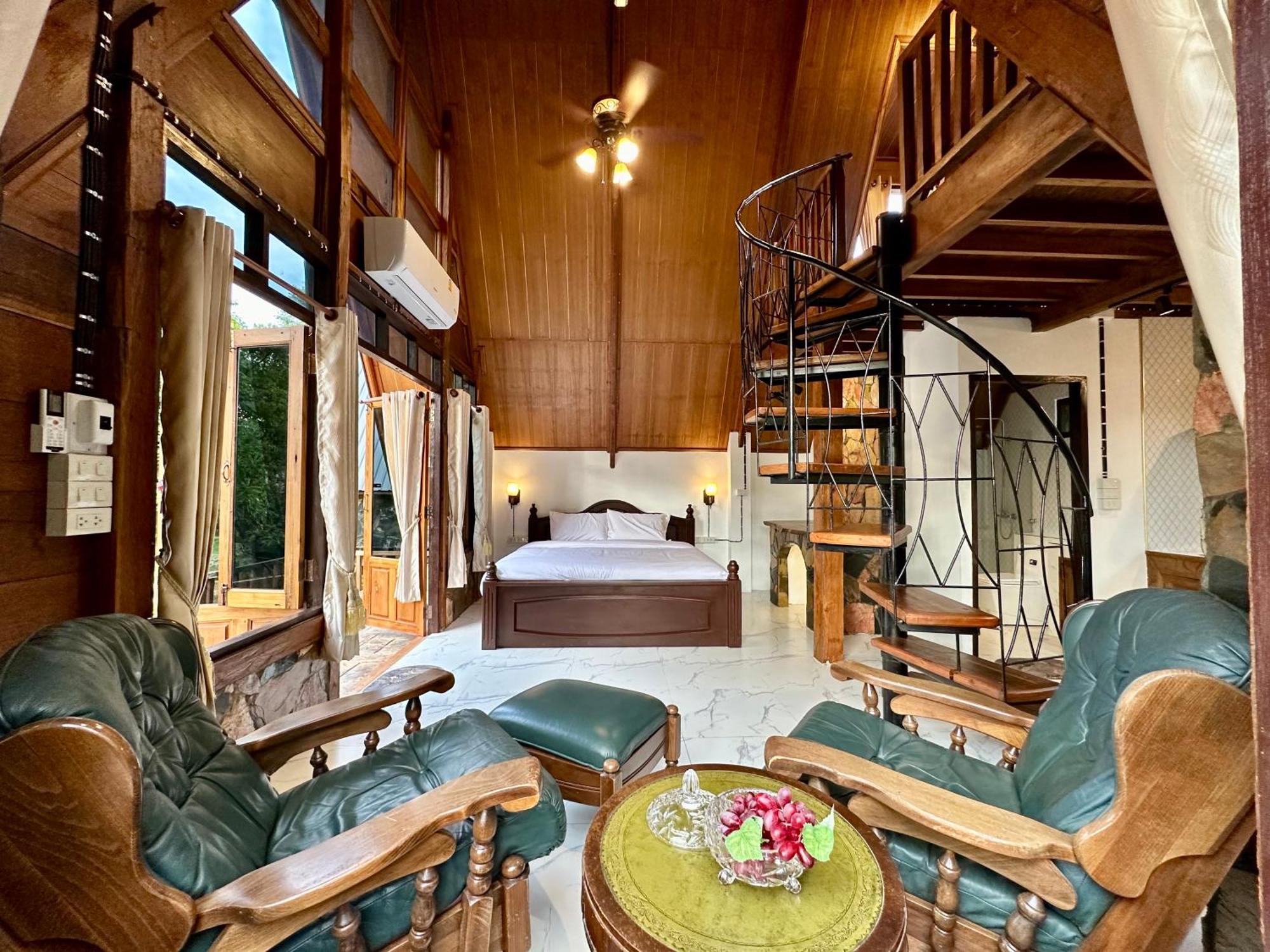 فندق Ban Kaew Mo Ra Glamping & Restaurant Pang Mapha المظهر الخارجي الصورة