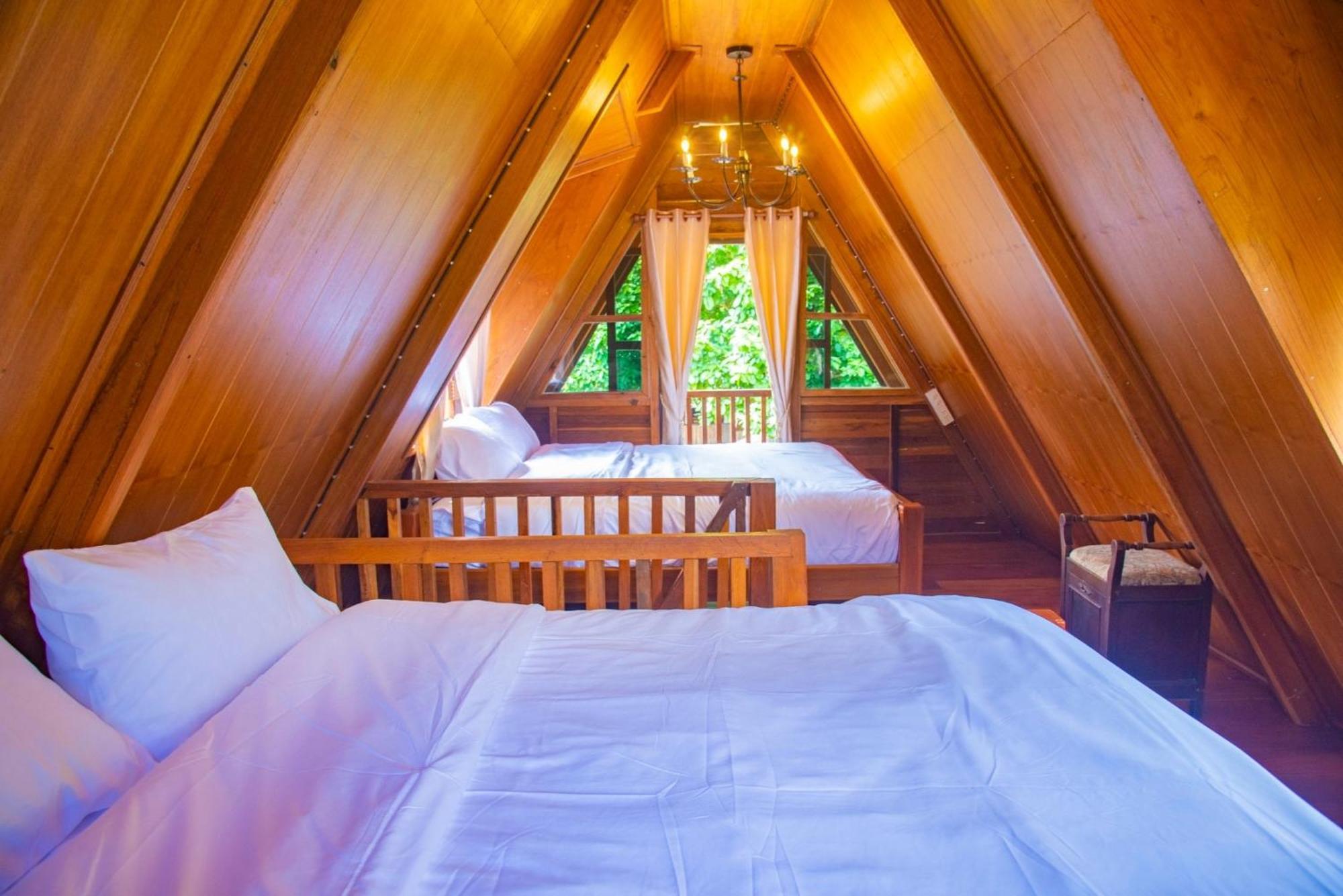 فندق Ban Kaew Mo Ra Glamping & Restaurant Pang Mapha المظهر الخارجي الصورة