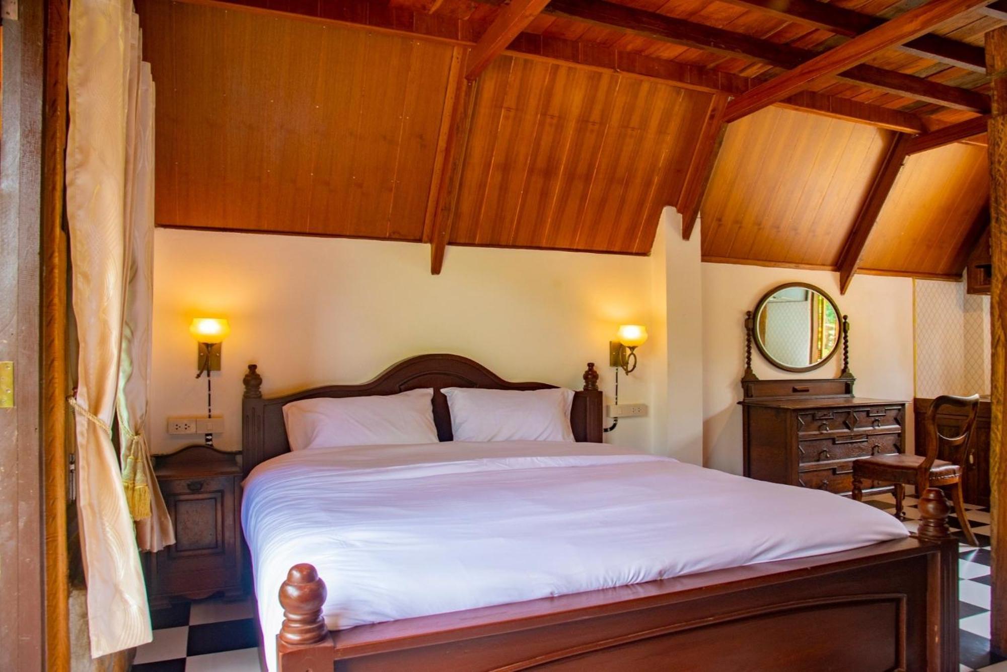 فندق Ban Kaew Mo Ra Glamping & Restaurant Pang Mapha المظهر الخارجي الصورة