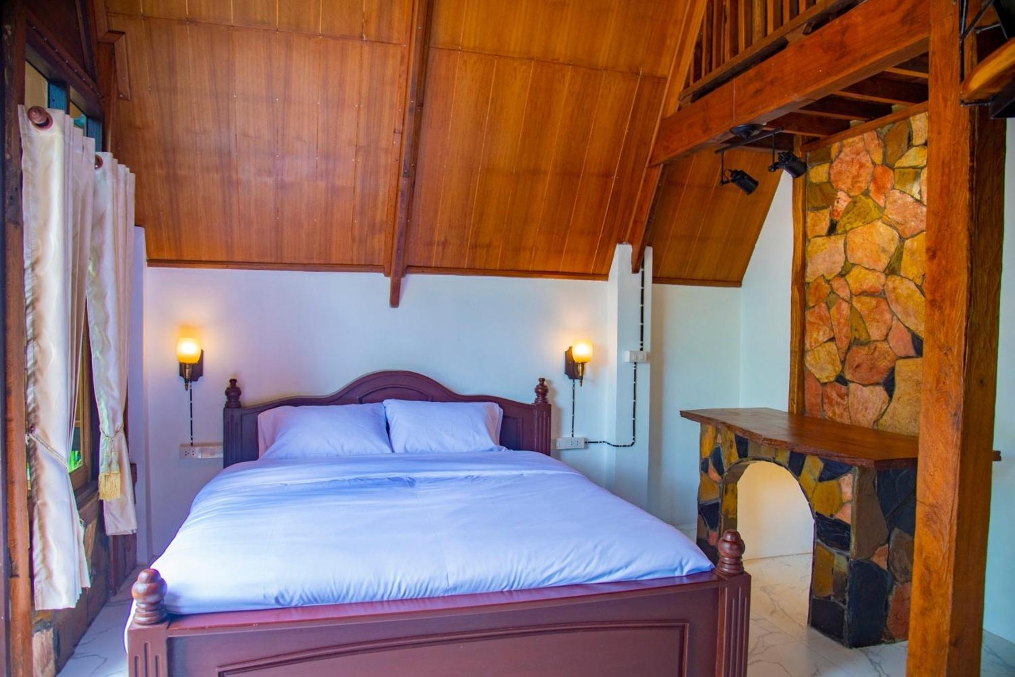 فندق Ban Kaew Mo Ra Glamping & Restaurant Pang Mapha الغرفة الصورة