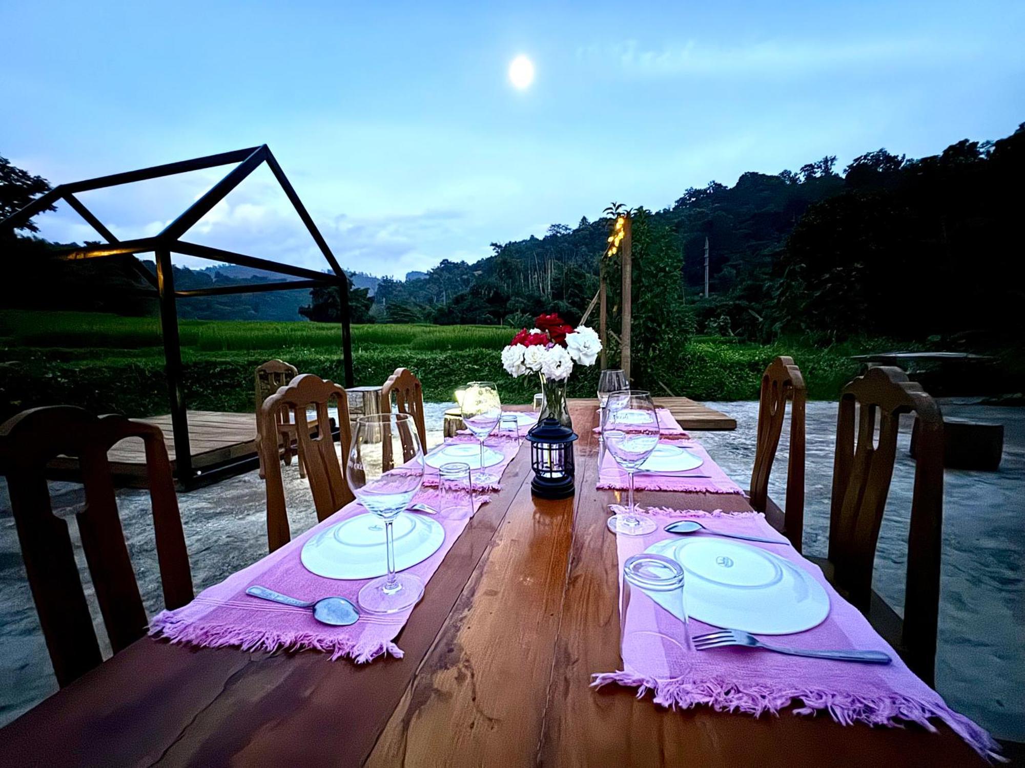 فندق Ban Kaew Mo Ra Glamping & Restaurant Pang Mapha المظهر الخارجي الصورة