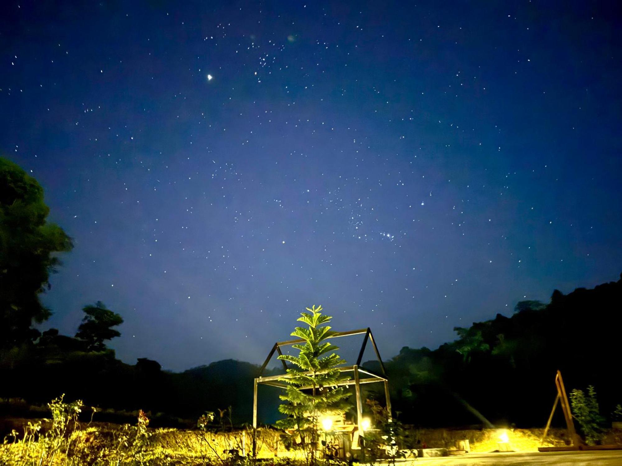 فندق Ban Kaew Mo Ra Glamping & Restaurant Pang Mapha المظهر الخارجي الصورة
